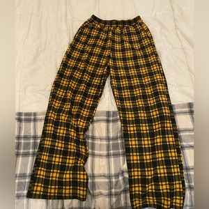 Checkered pyjama pants